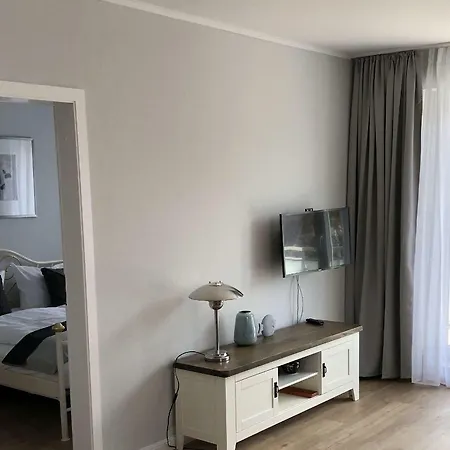 Fusslaeufig-zum-strand-wohnung-tidenblick-mit-balkon 公寓 维特丁