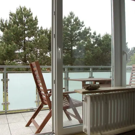 Fusslaeufig-zum-strand-wohnung-tidenblick-mit-balkon 公寓